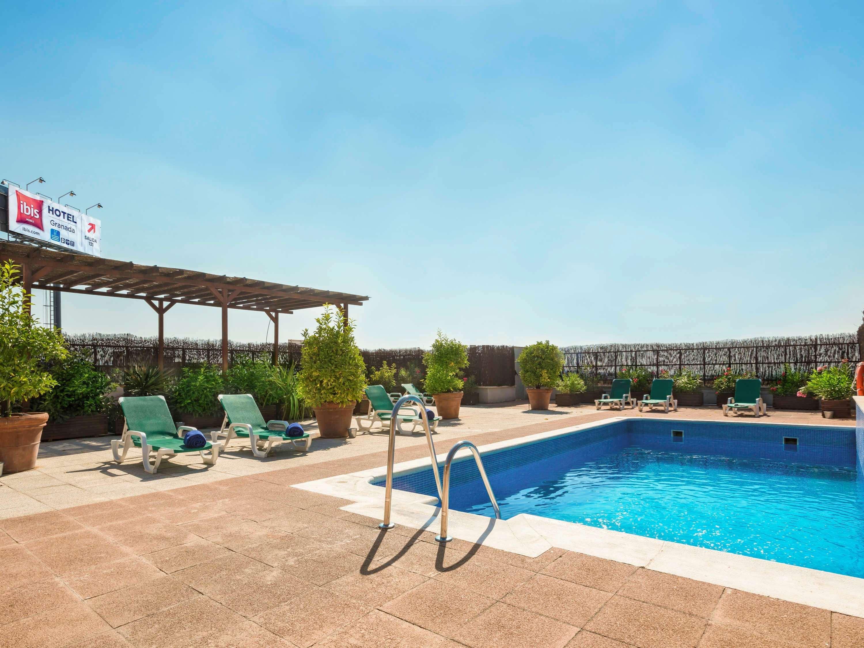 Hotel Ibis *